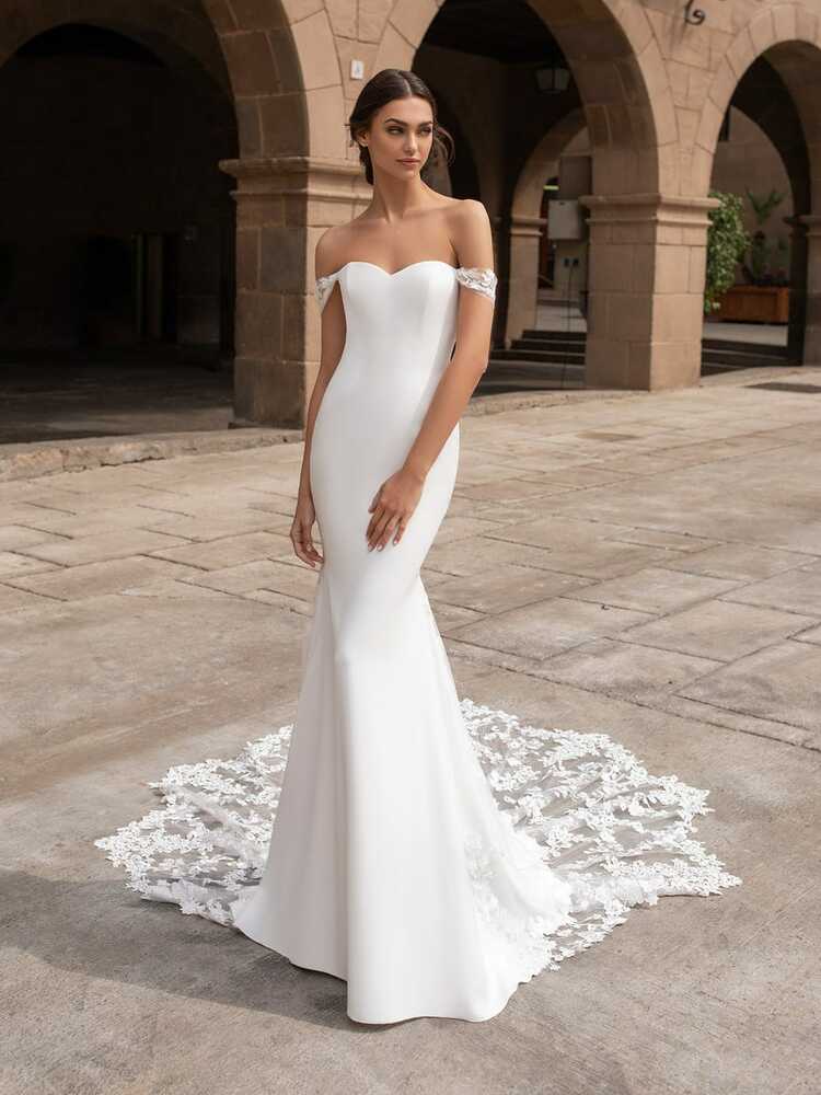 OUR TOP 4 NEW PICKS OF PRONOVIAS WEDDING GOWNS FOR 2022! SHOP WEDDING  DRESSES ONLINE WITH FASHIONABLY YOURS! - Fashionably Yours Bridal & Formal  Wear
